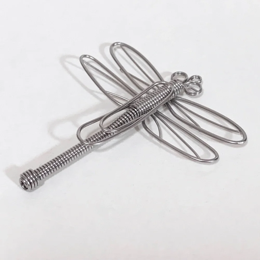 Hold Large Special Dragonfly Paperclip space marker